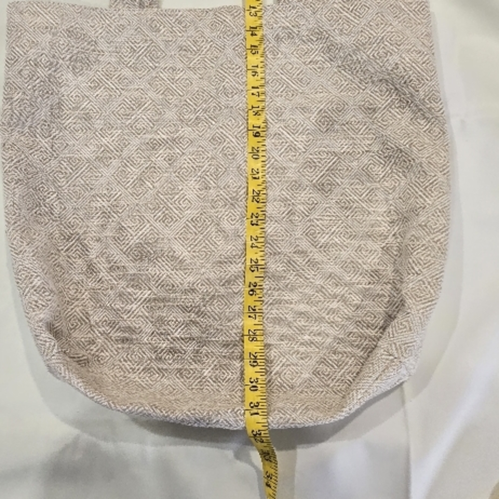 Elegant Beige Tote Bag